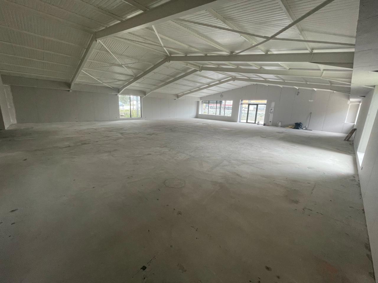 Local d'activité La Mézière 630m² Location local d'activité La Mézière Ille-et-Vilaine OLACT2426533 1
